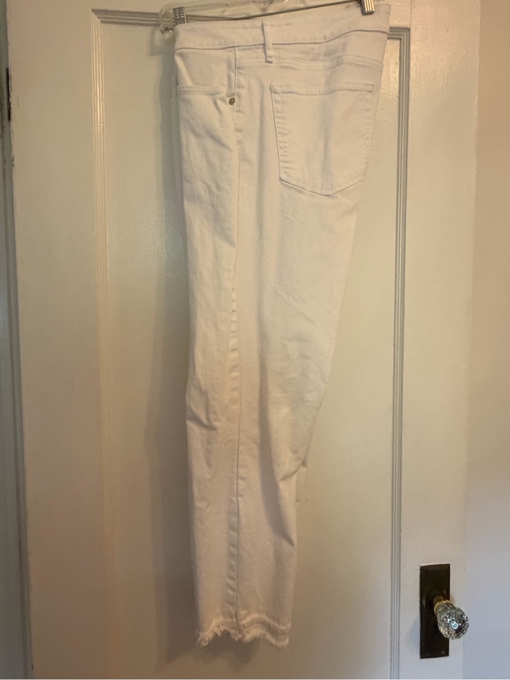 LOFT White Cropped Raw-Hem Jeans